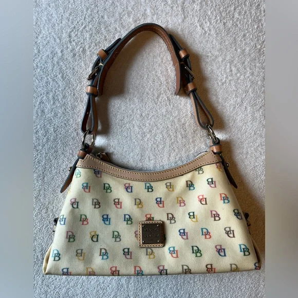 Dooney & Bourke 1975 vintage handbag. Logo, pale yellow. Excellent condition - Picture 1 of 12